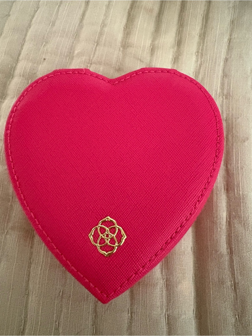 Kendra Scott Hot Pink Heart-Shaped Jewelry Pouch with Gold Logo